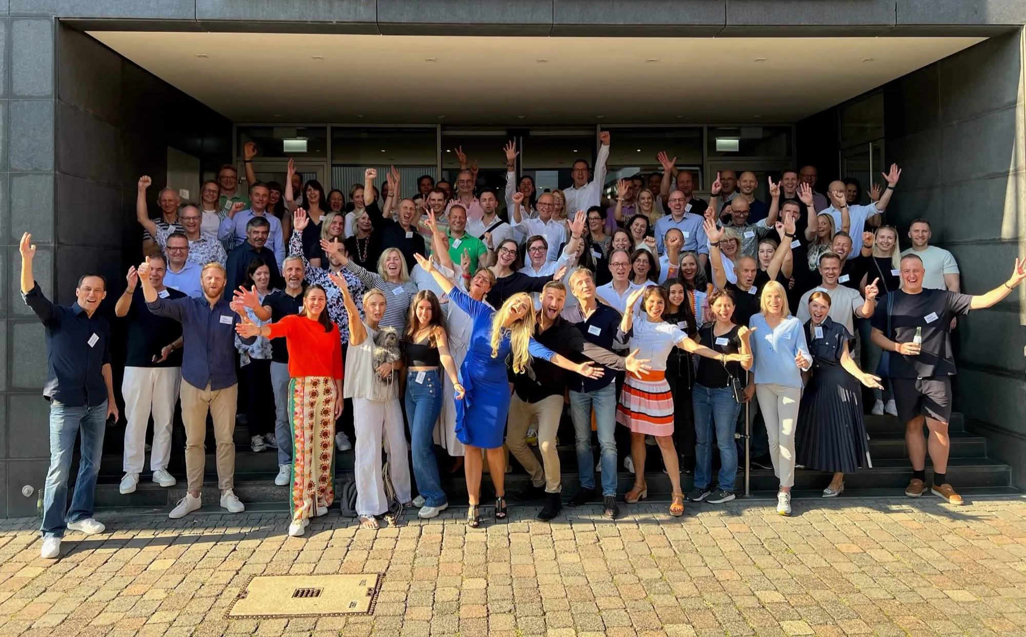 Die Cashflow Community bei einem Treffen vor Ort